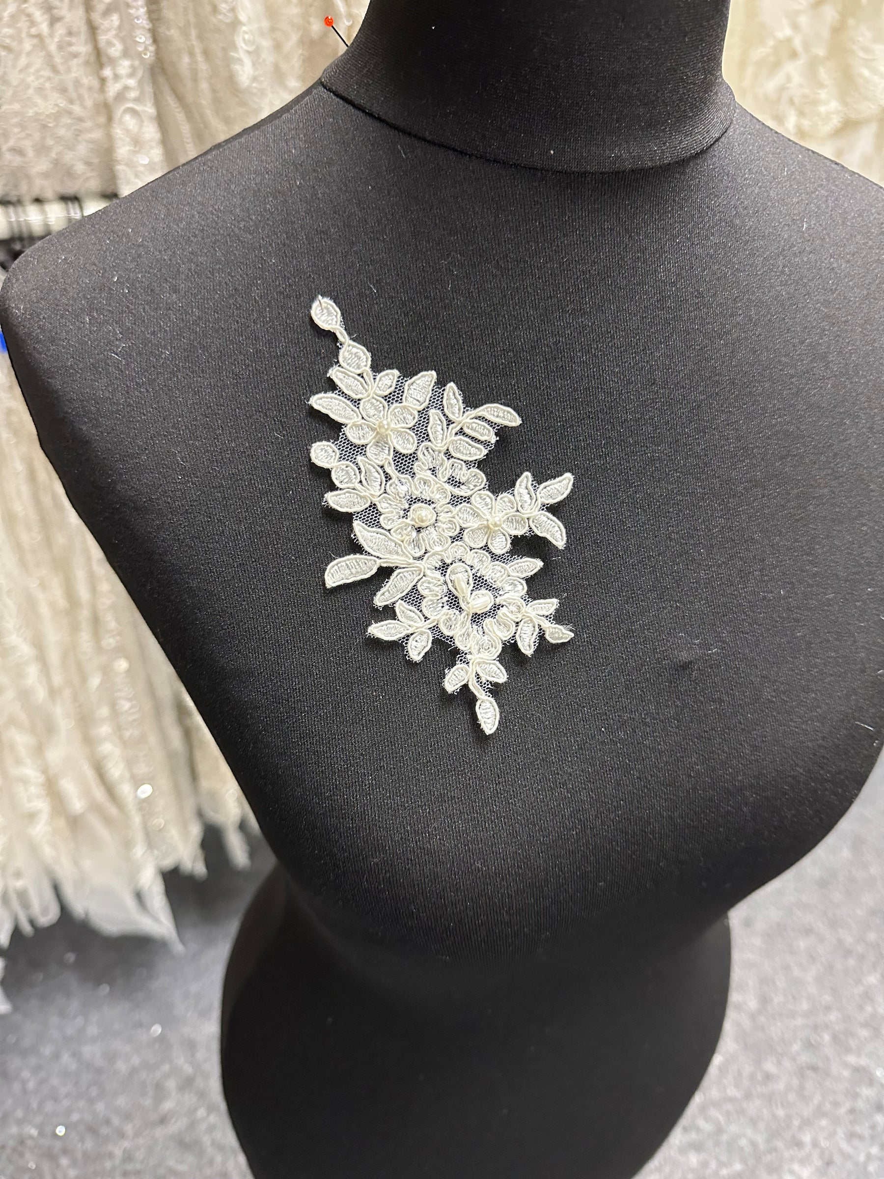 Ivory Corded Lace Applique - Optimism