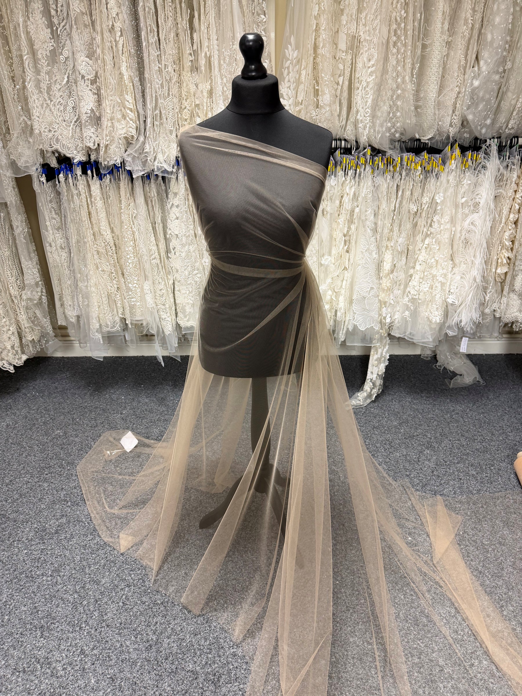 Hautdehnbarer Tüll - P32