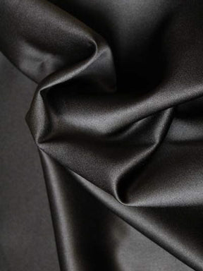 Schwarzer Polyester-Duchess-Satin - P42