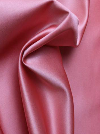 Korallenfarbener Polyester-Duchess-Satin - P42