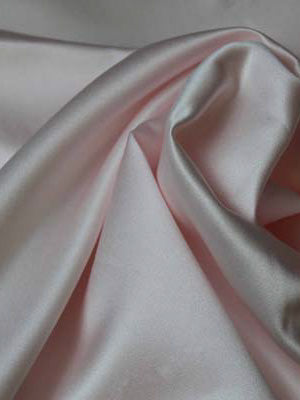 Hellrosa Polyester-Satin (Duchesse) - P42
