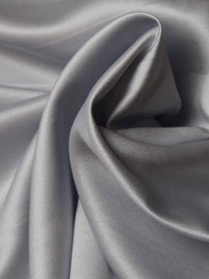 Silberner Polyester-Duchess-Satin - P42
