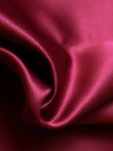 Dunkelroter Polyester, leichter Duchess-Satin - P44