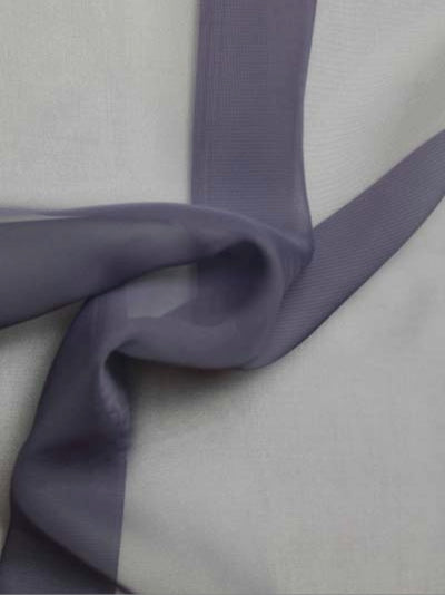 Traubenfarbener Poly-Chiffon - P58