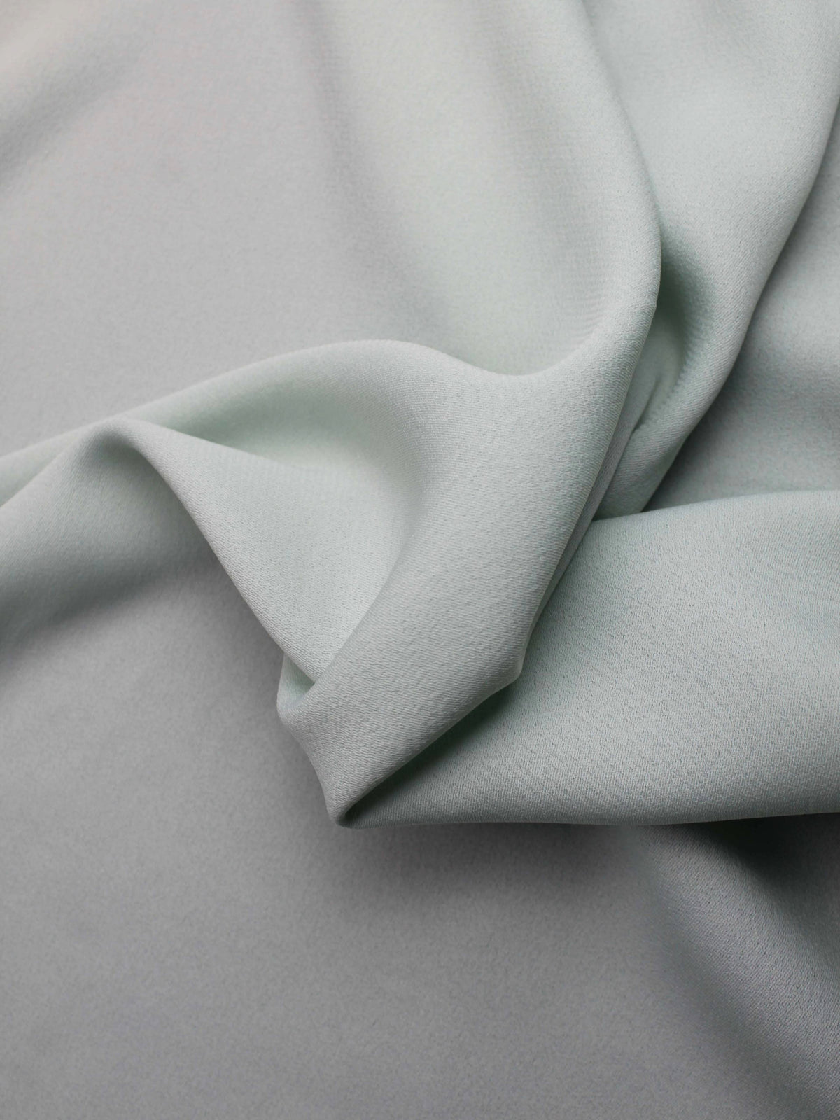 Willow M/Wt Poly Crepe - P59