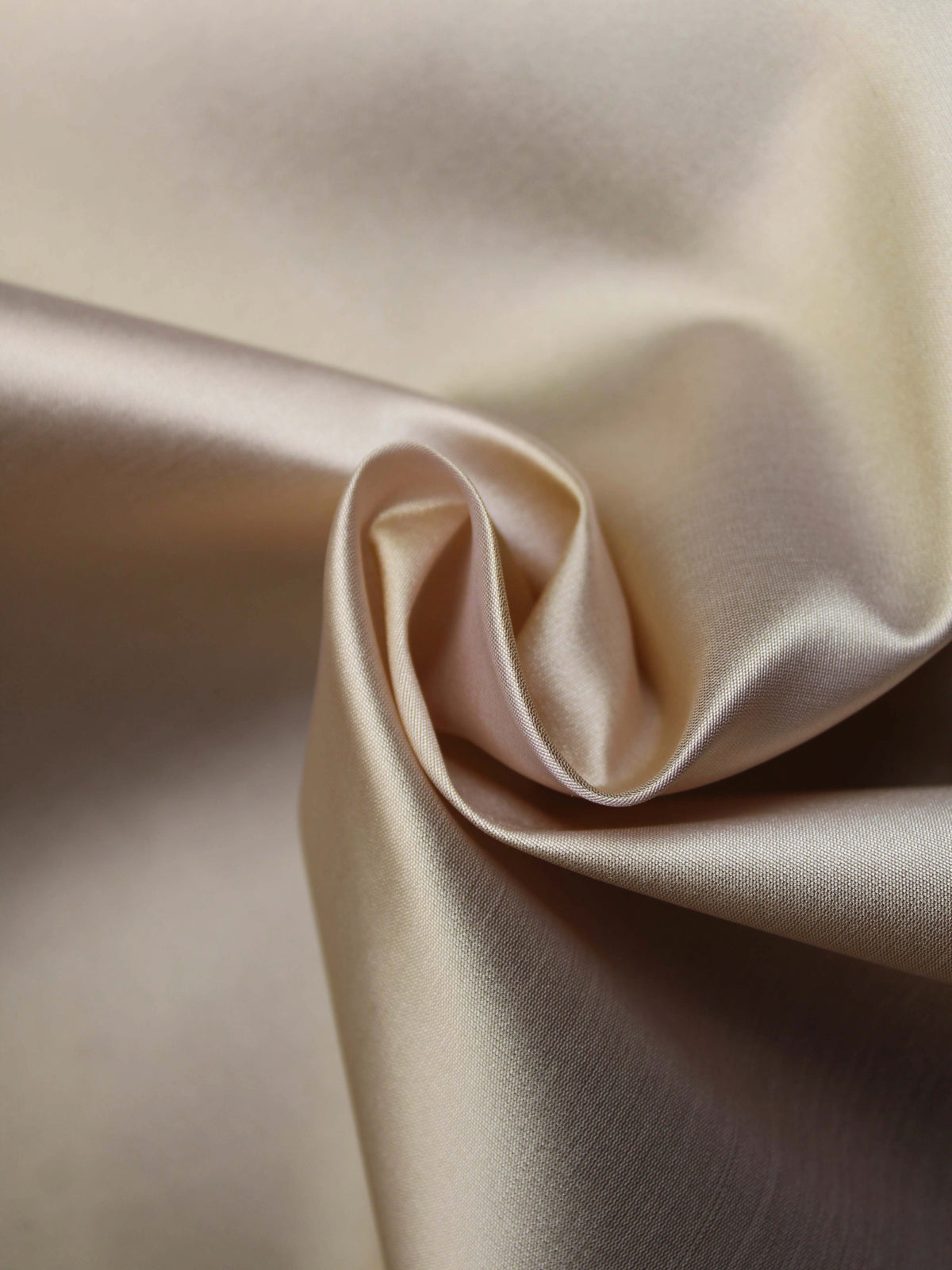 Champagner/Gold Seidenmischung Organza Taft - P607