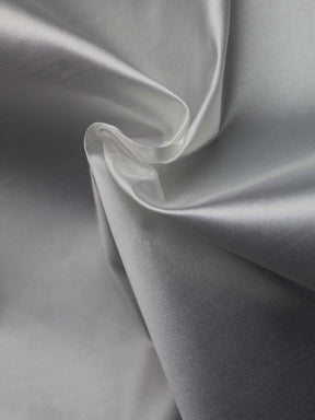Weißer Seidenmischungs-Organza-Taft - P607