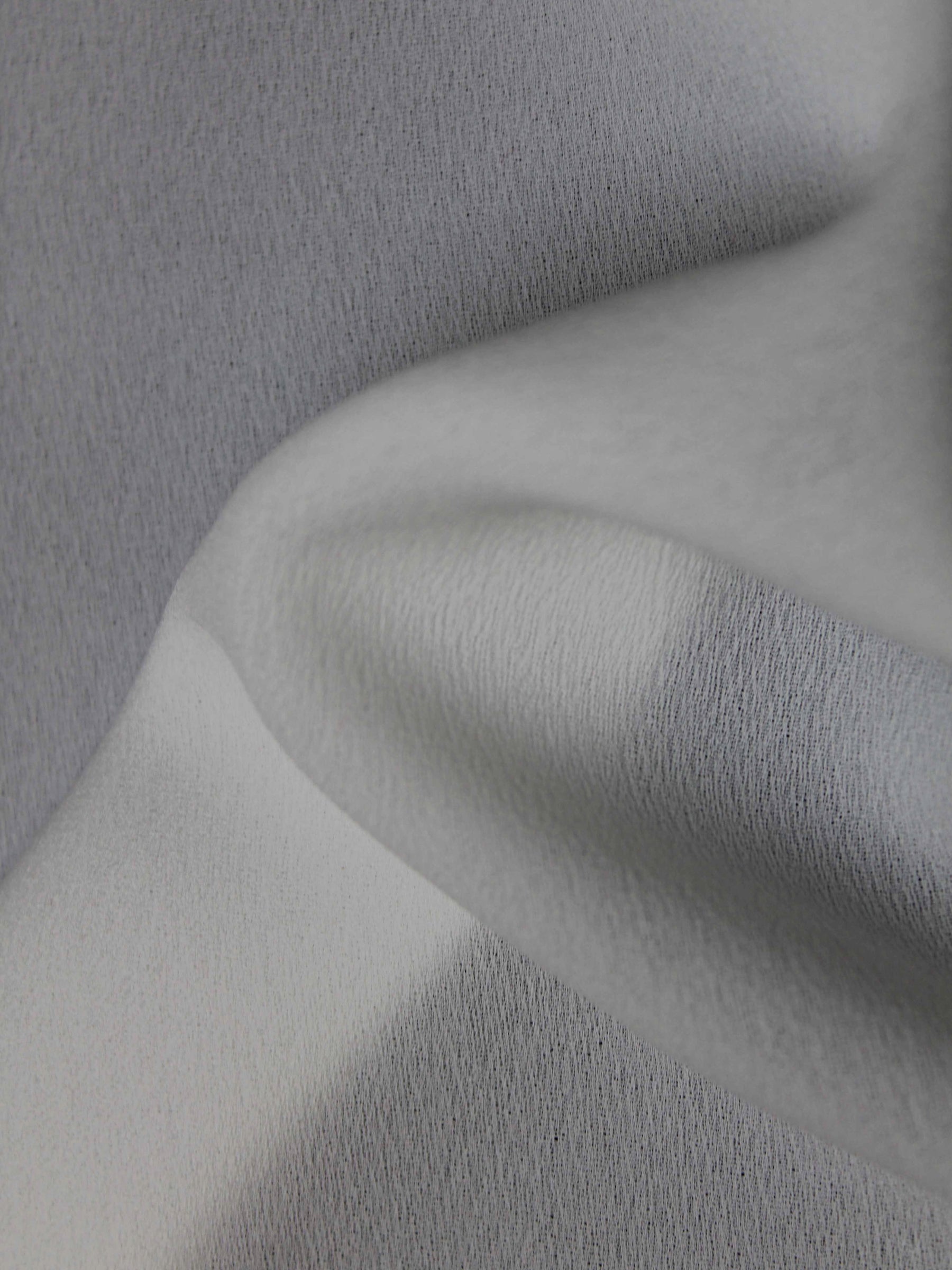 Weißer Poly Georgette - P62