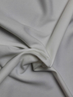 Elfenbeinfarbener Strickjersey - P65