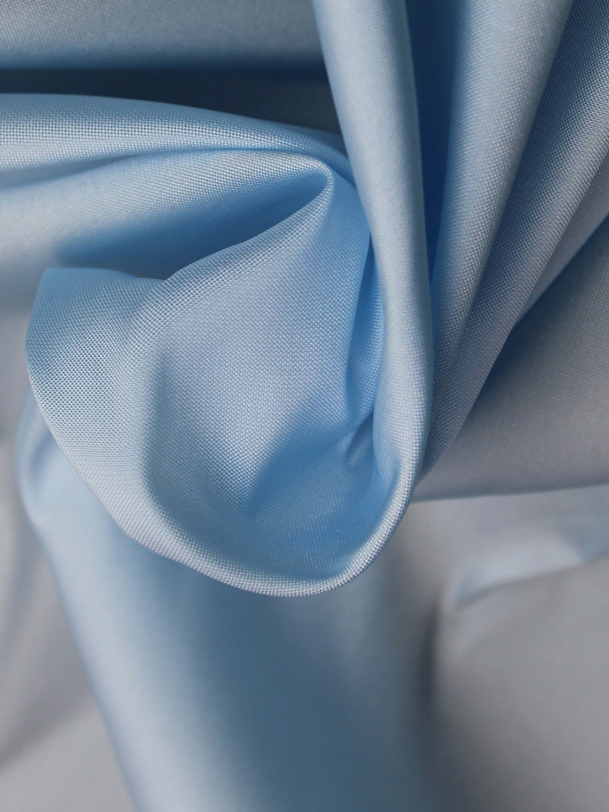 Eisblaues Polyester-Taft - P75