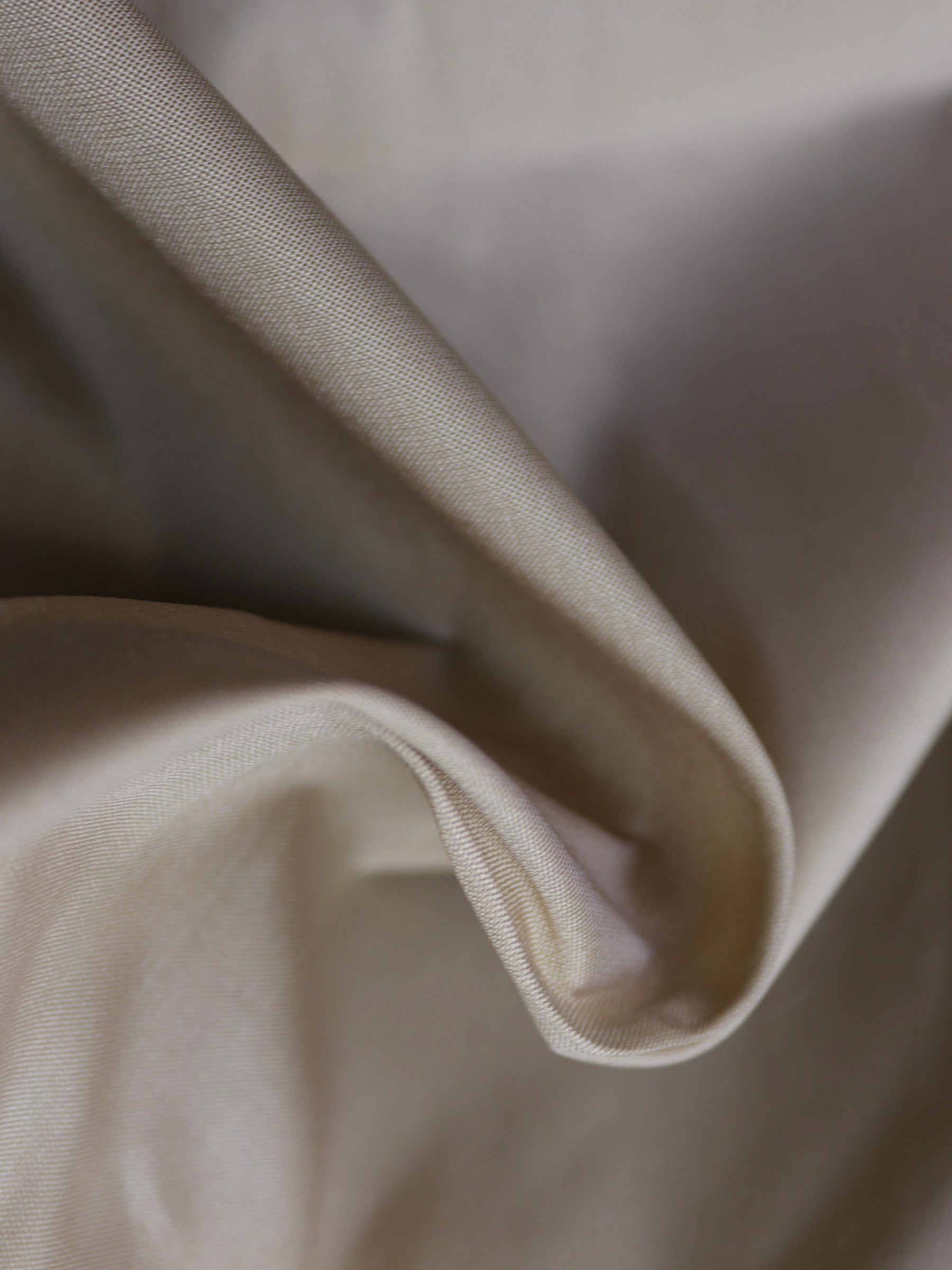 Hellgoldener Polyester-Taft - P75