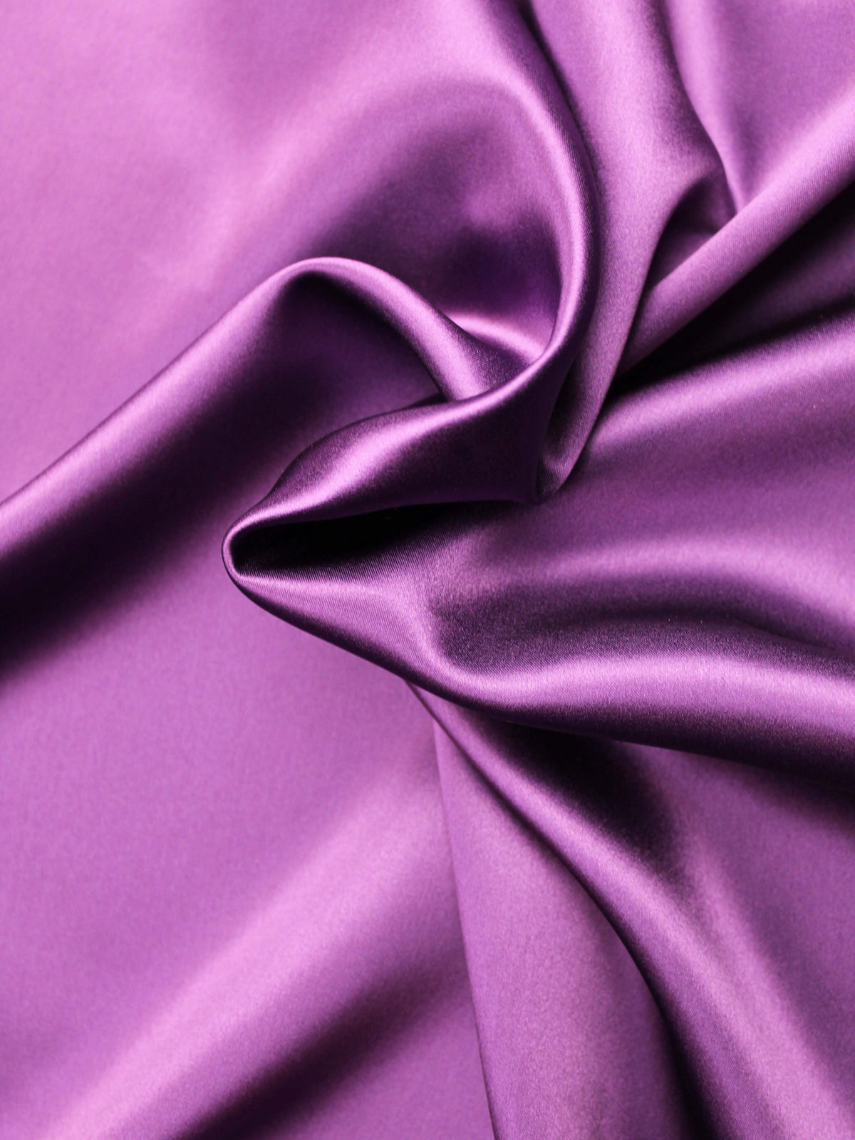 Lila Seidensatin - P761