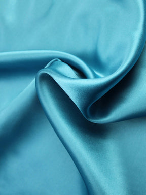 Türkisblauer Seidensatin - P761