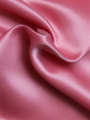 Korallenfarbener Polyester-Softsatin - Trust (P77)