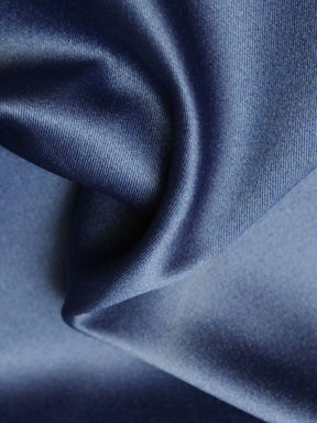Mitternachtsblauer Polyester-Lycra-Duchess-Satin - P83