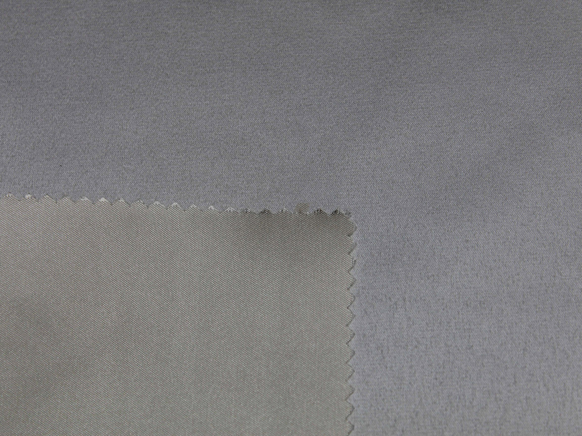 Elfenbein 2-Ton-Satin - P84