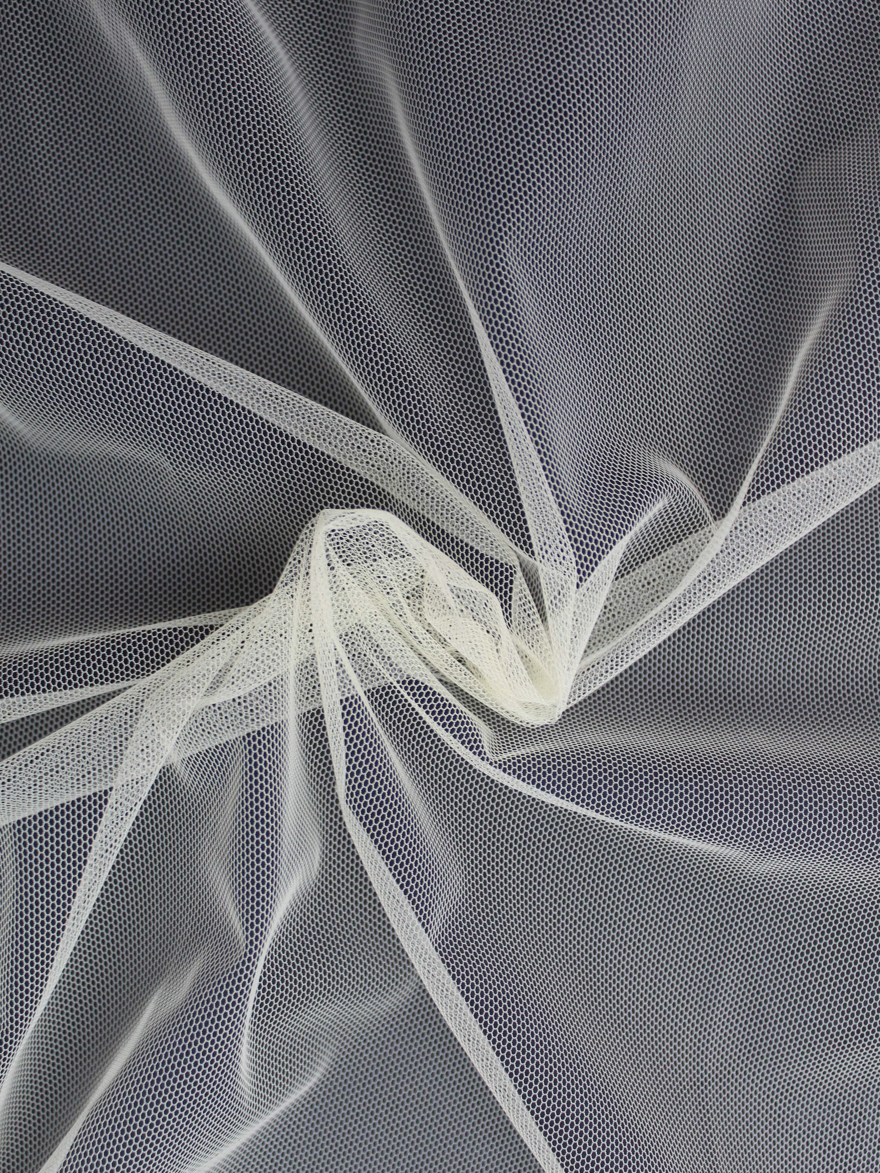 Dunkler Champagner (180) Tüll - P9