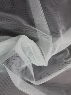 Hellblauer (530) Tüll - P9