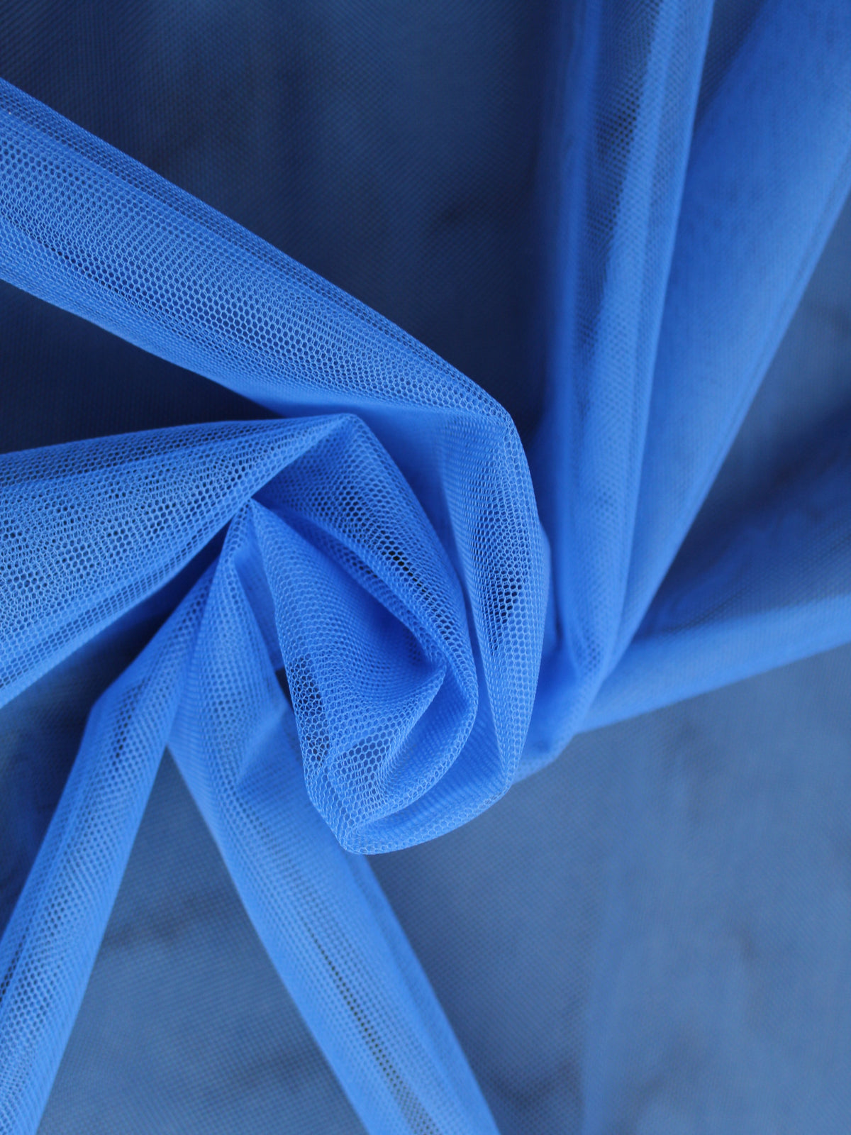 Hellkönigsblauer (560) Tüll - P9