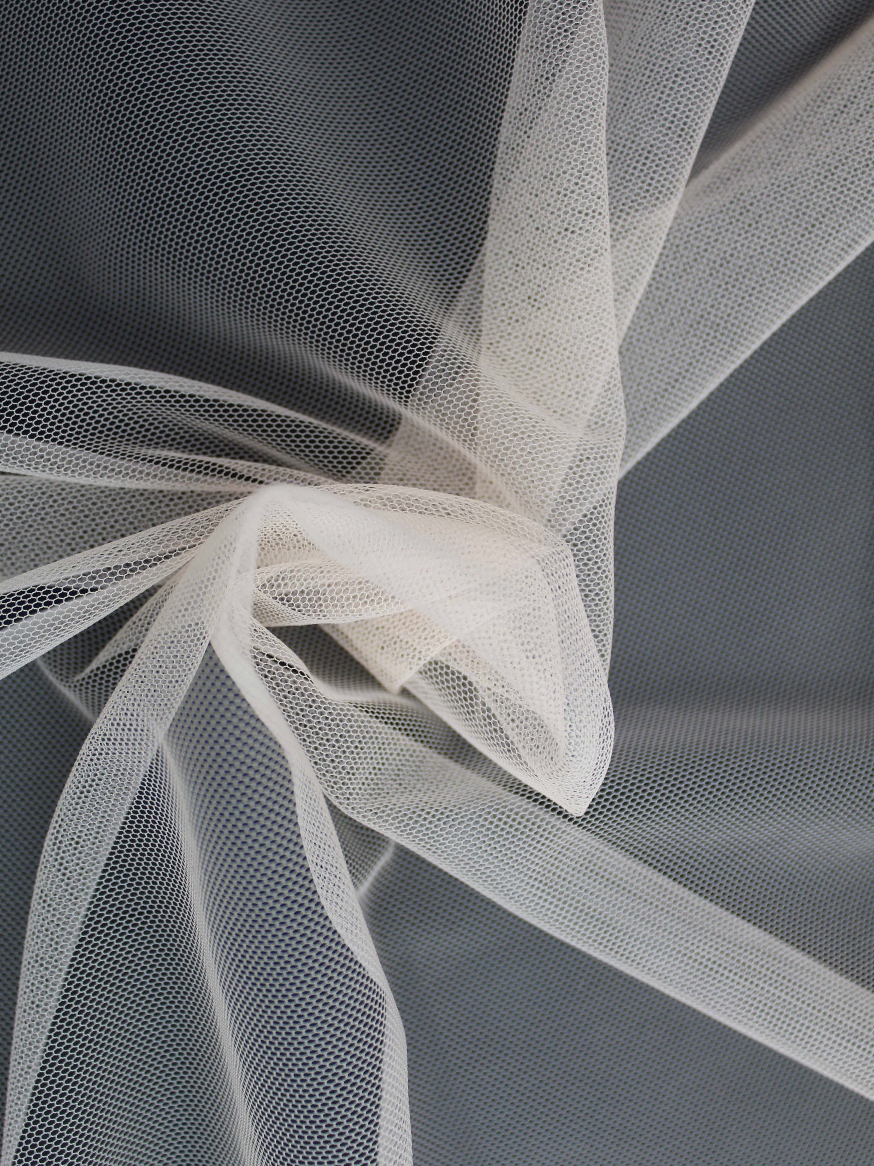 Helllachs (250) Tüll - P9