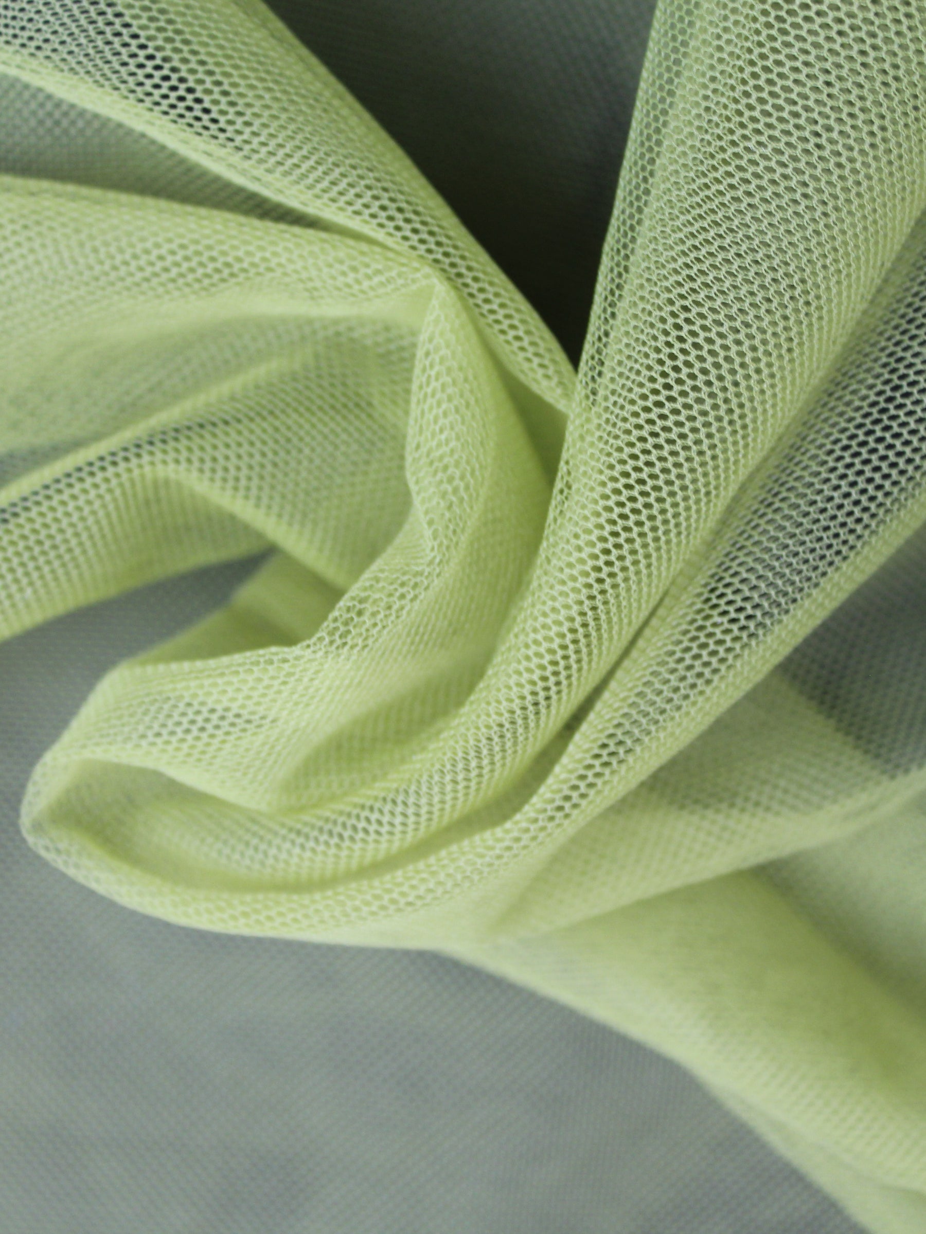 Moosgrün (660) Tüll - P9