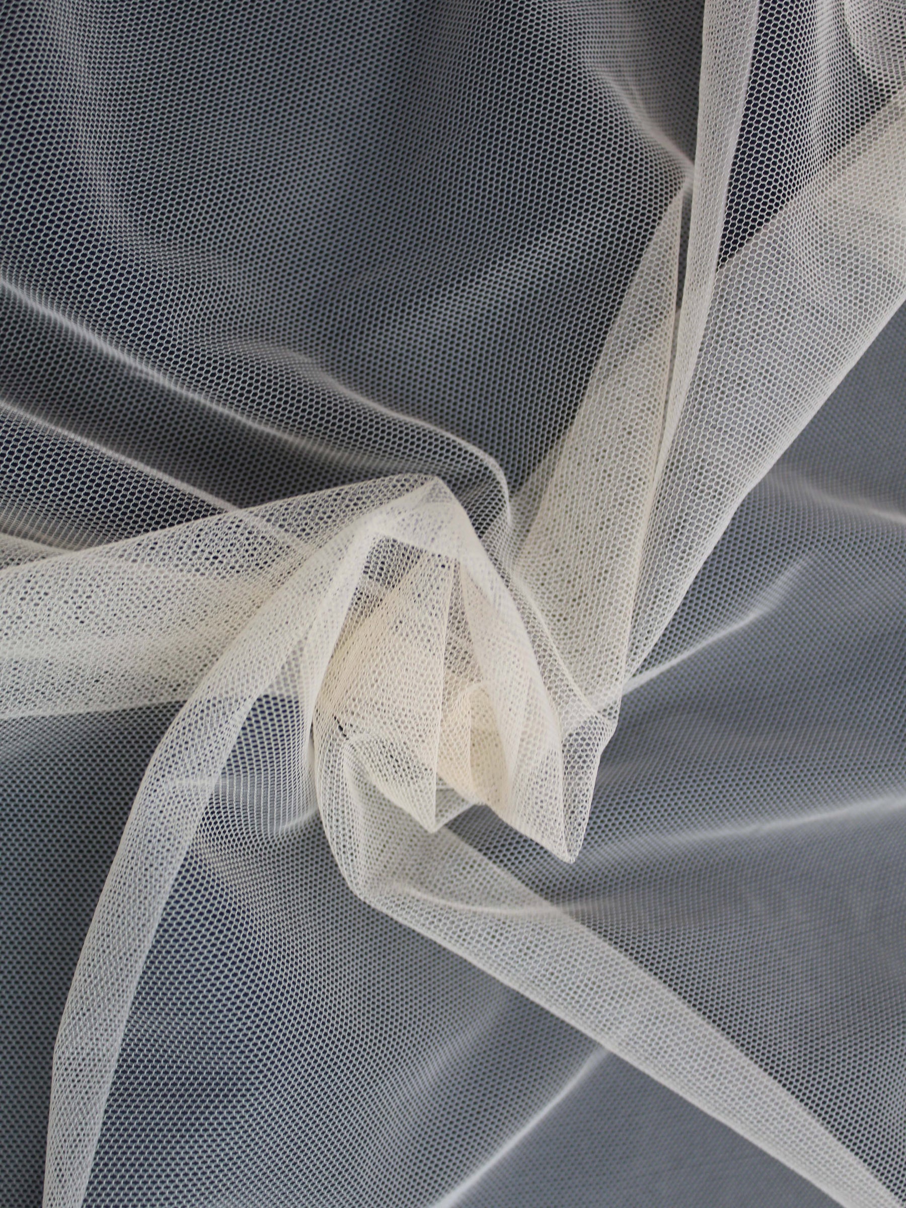 Haut (330) Tüll - P9