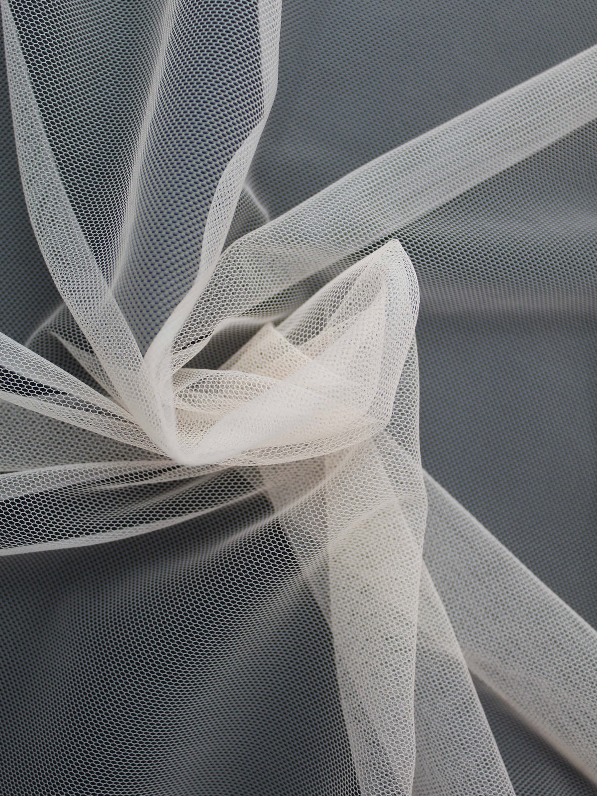 Helllachs (250) Tüll - P9