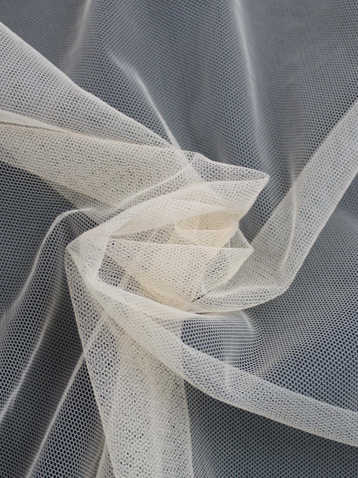 Haut (330) Tüll - P9