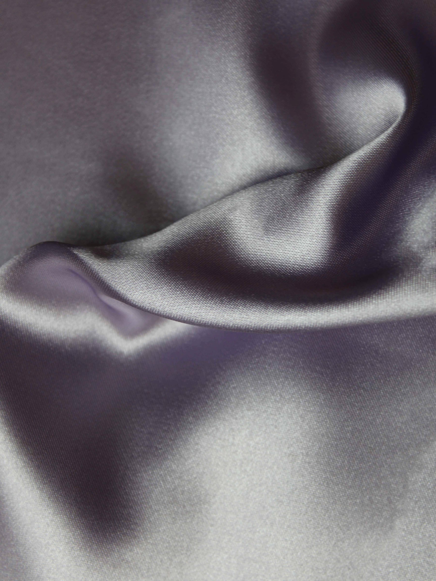 Fliederfarbener Polyester-Satin – Ascot (PB1001)