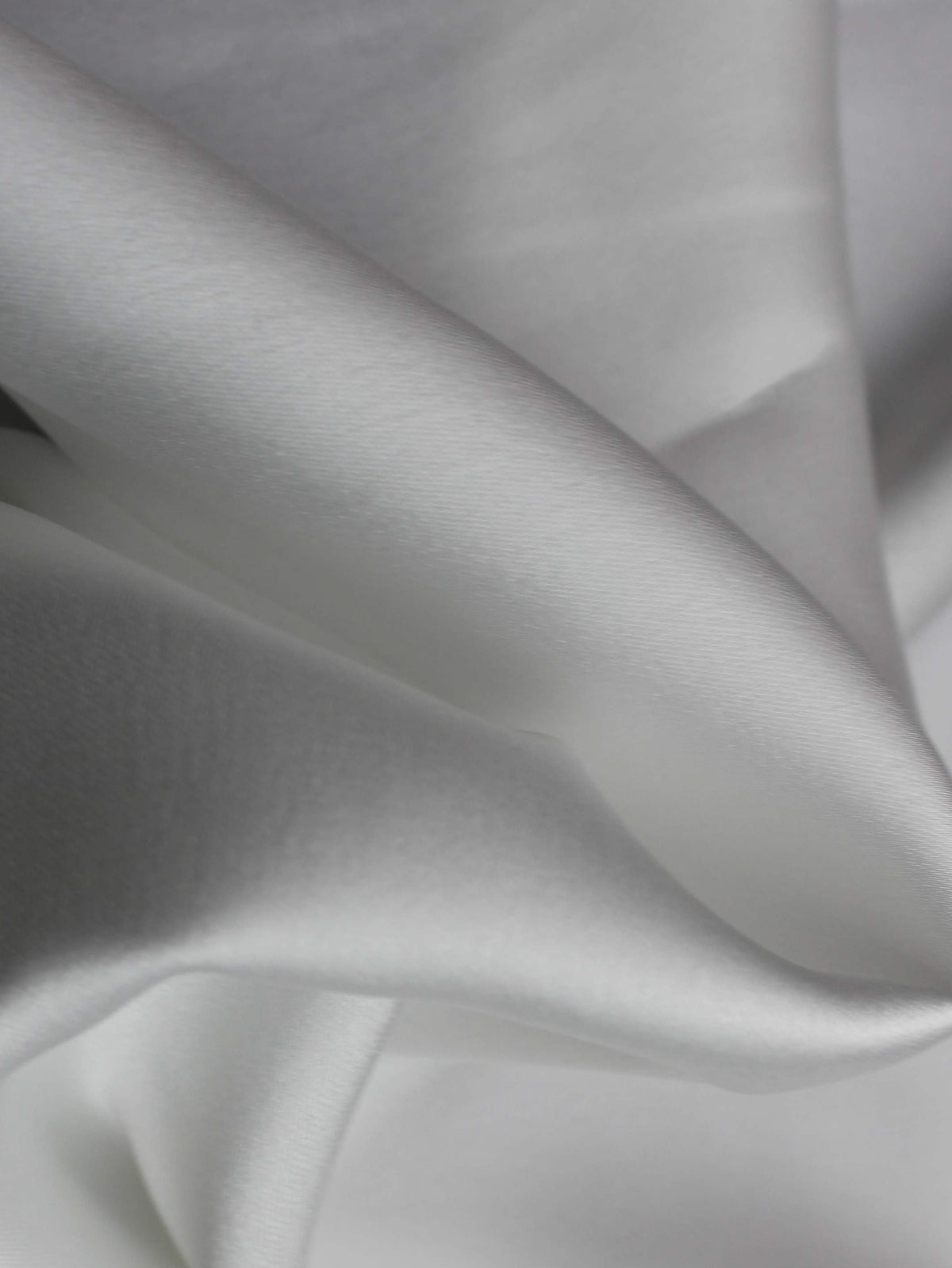 Elfenbeinfarbener Polyester-Stretch-Satin - PB1003