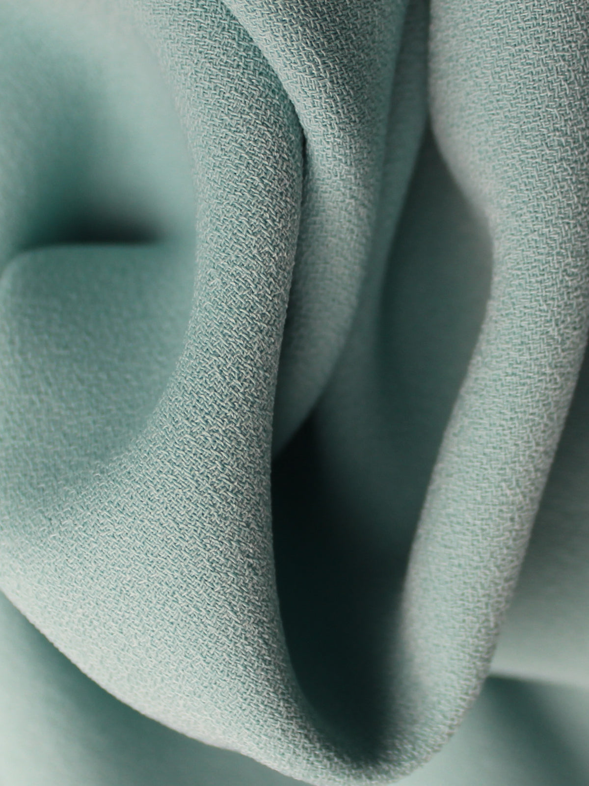 L Lake Blue Polyester Stretch Crêpe - PB4001