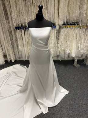 Blass elfenbeinfarbener Polyester-Soft-Mikado – PH4001