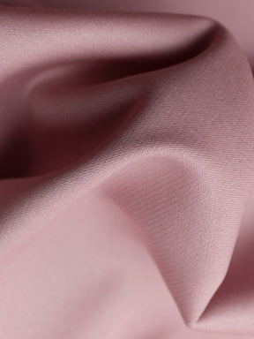 Heller Roséfarbener italienischer Wollkrepp - P640