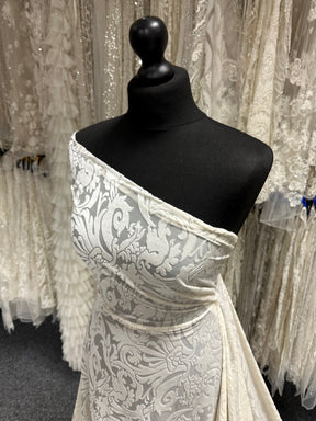 Elfenbeinfarbener Samt-Ausbrenner - Zellstoff