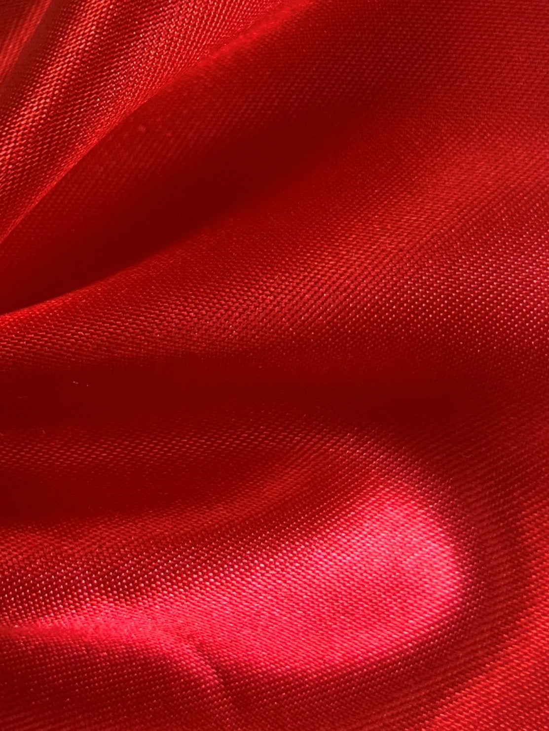 Roter Polyestersatin – Ascot