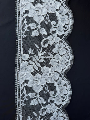 Blass Elfenbeinfarbene Chantilly-Spitze - Rizawana