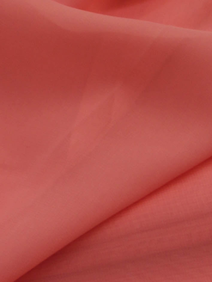 Lachsfarbener Polyester-Chiffon (150 cm/59 Zoll) – Benevolence