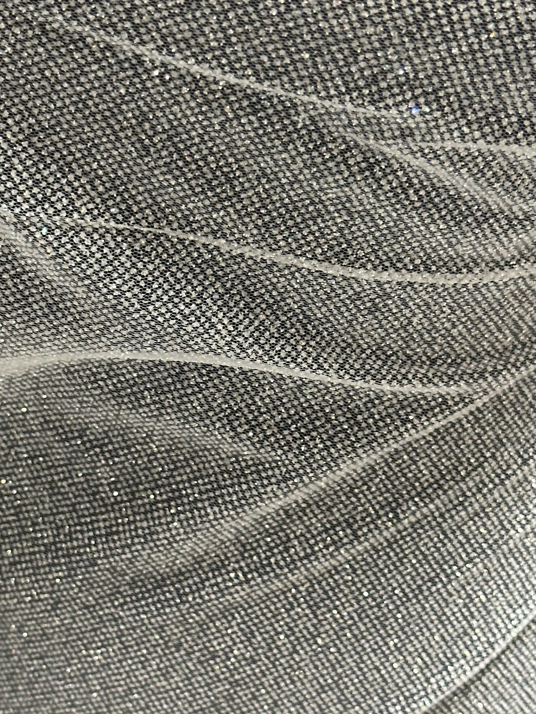 Weißer Glitzertüll - Restaurierung