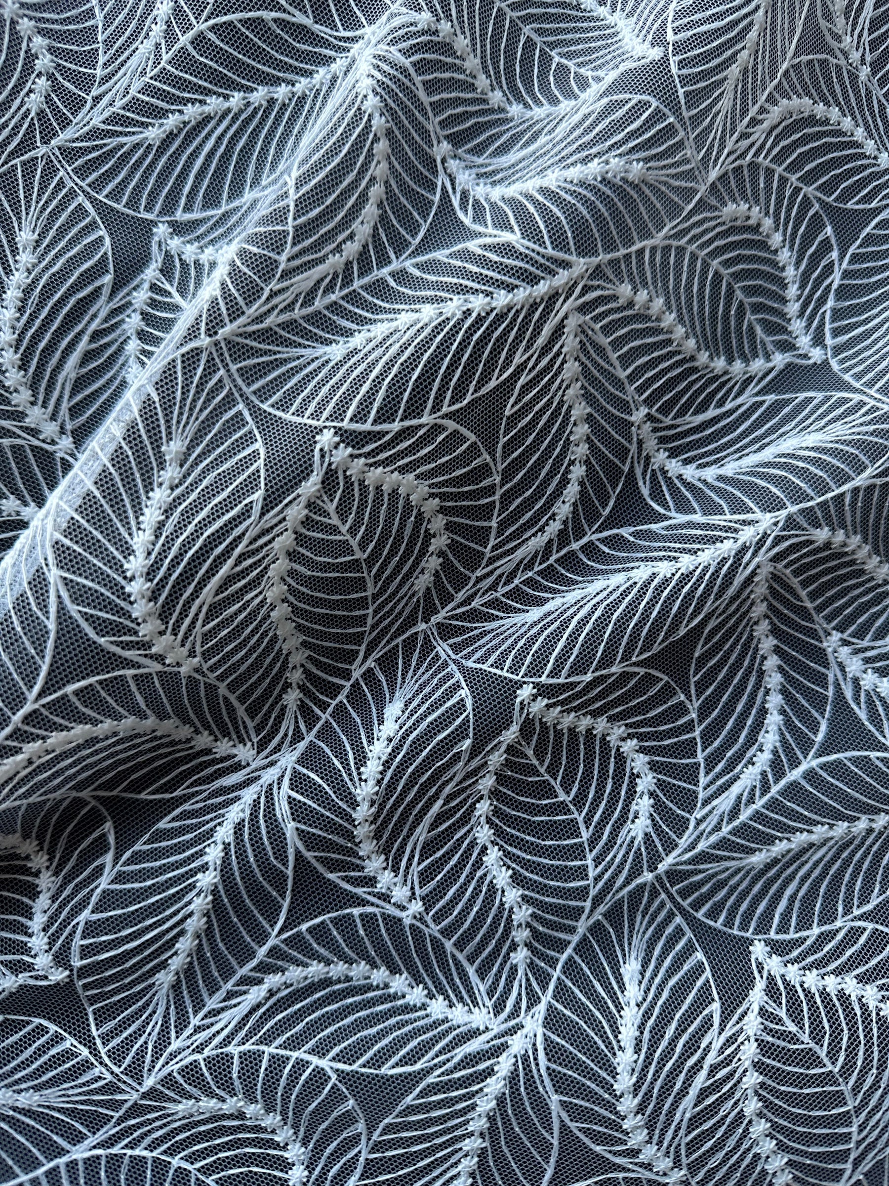 Elfenbeinfarbene Raschelspitze - Senorita 