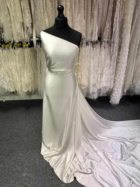 Elfenbeinfarbener Seidensatin - St. Tropez