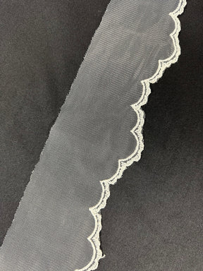 Elfenbeinfarbene bestickte Spitzenborte - T202