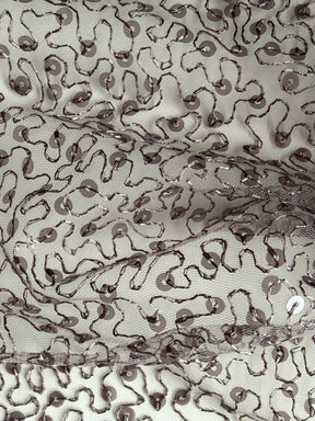 Taupefarbener, bestickter Paillettentüll – EB3001