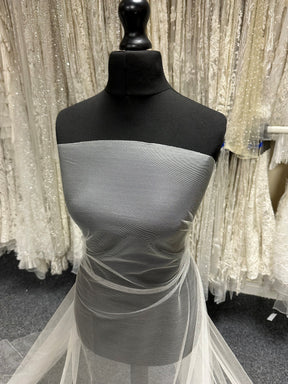 Elfenbeinfarbener Seidentüll - TU0068