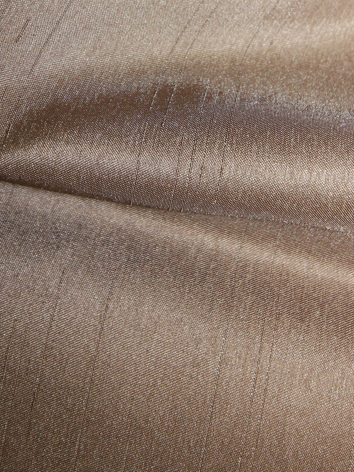 Taupefarbenes Dupion mit Polyester-Satin-Rückseite – Klarheit