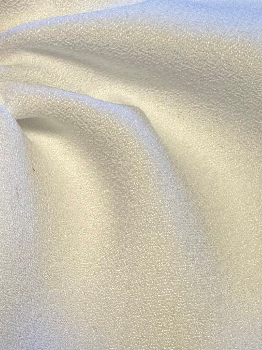 Weißer Polyester-Krepp mit Satinrücken – Nepal