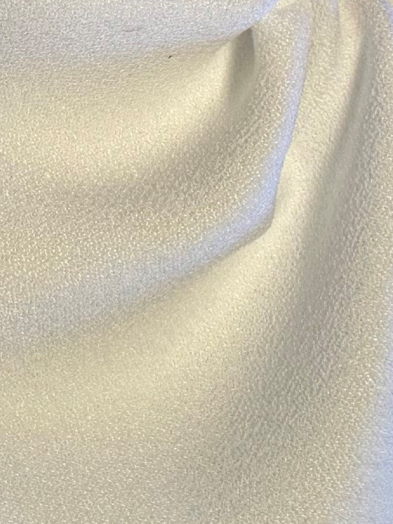 Weißer Polyester-Krepp mit Satinrücken – Nepal