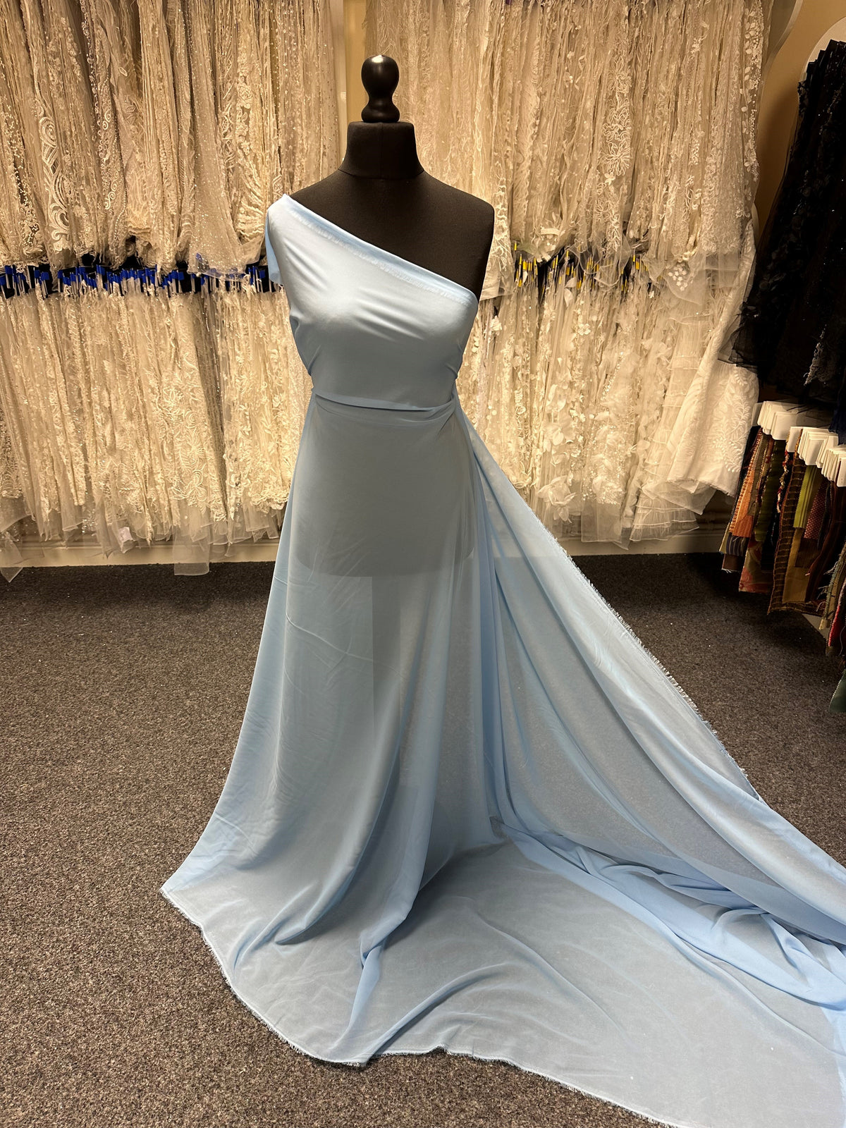 Hellblauer Polyester-Chiffon - Benevolence
