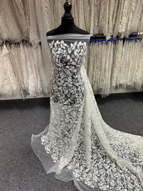 Elfenbeinfarbene Perlenstickerei-Spitze - Cheney