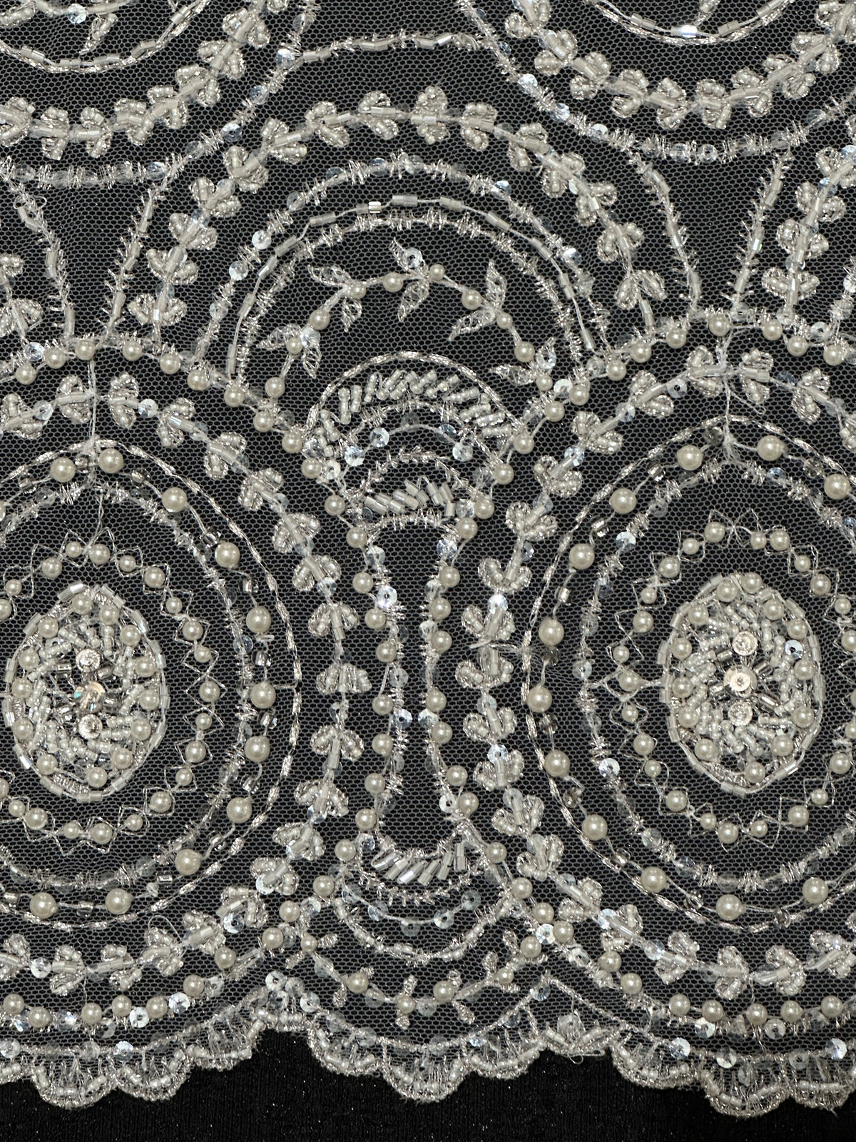 Elfenbeinfarbene Perlenspitze - Charlotte (CF)