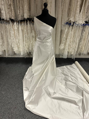 Elfenbeinfarbener Bio-Baumwollmischsatin - Reife